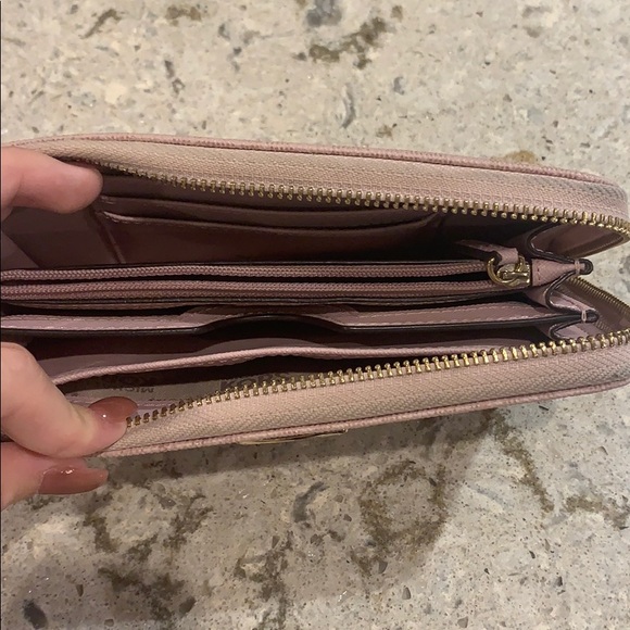 Michael Kors Wallet - Picture 5 of 5